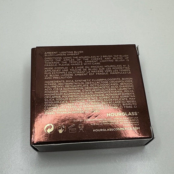 Hourglass Ambient Lighting Blush - Diffused Heat - Picture 5 of 12